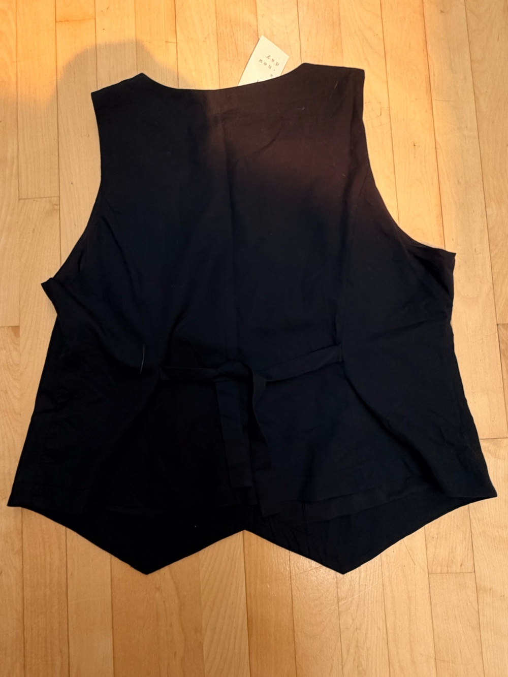 Black Sleeveless Button Front Top Vest - Picture 2 of 3
